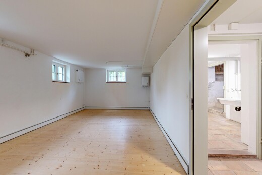 spare room featuring light wood-type flooring