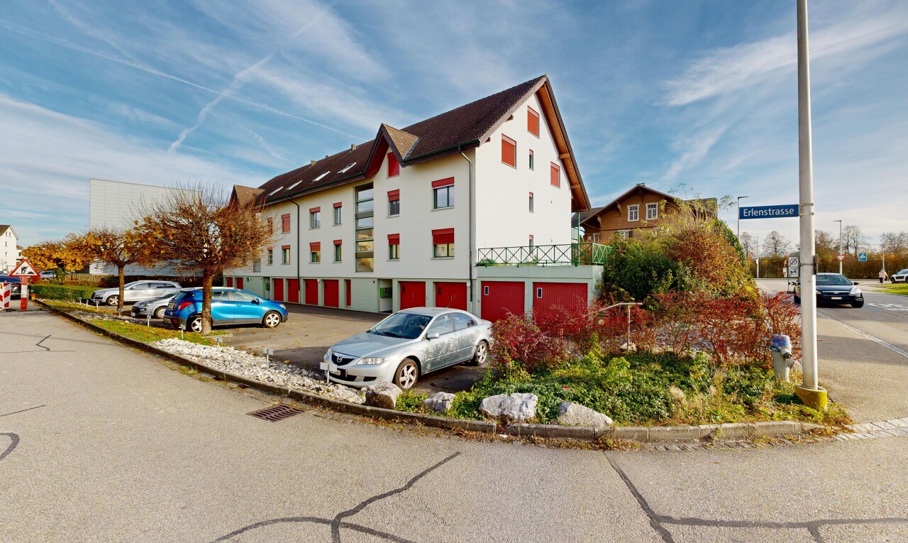 außenansicht mit day time und property visible