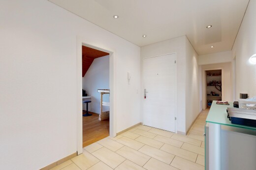 halle / korridor mit recessed lighting, einbauleuchten, drywall, gipskartonwand, und inside property