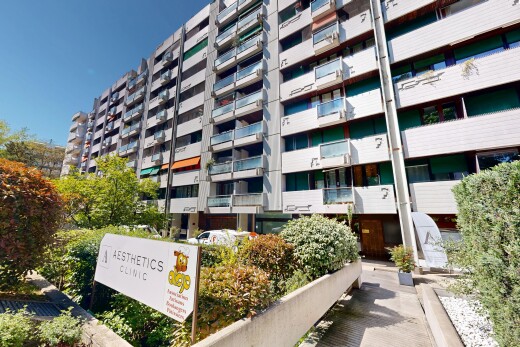 extérieur du bâtiment avec vue sur le complexe d'appartements, apartment complex view, from community, et day time