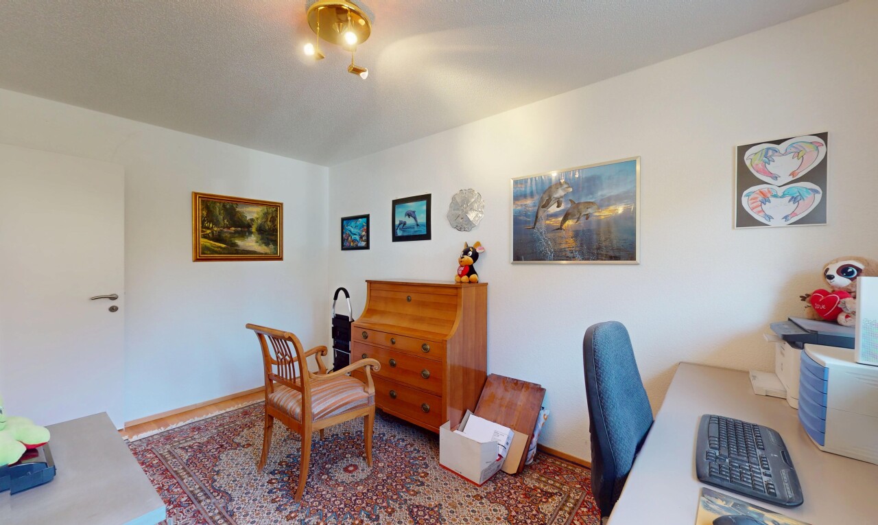 espace intérieur avec cloison sèche, espace bureau, et plinthes murales
