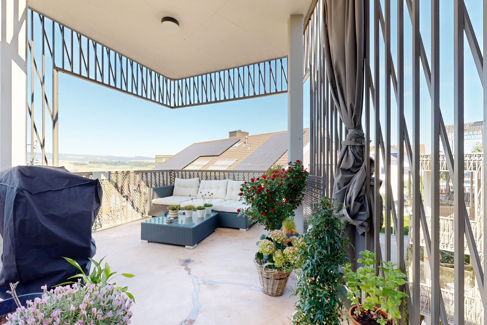 terrasse mit wohnraum im freien, from property, day time, grill, und terrasse