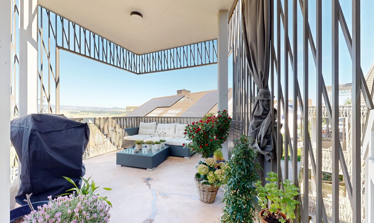 terrasse mit wohnraum im freien, from property, day time, grill, und terrasse