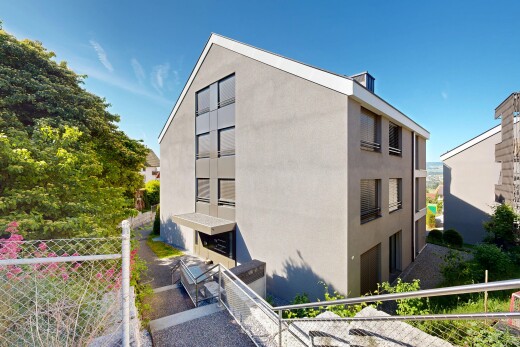 extérieur du bâtiment avec clôture et day time