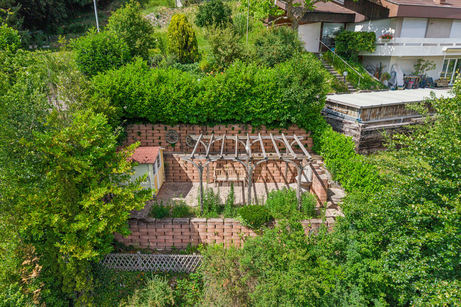garden featuring a patio area