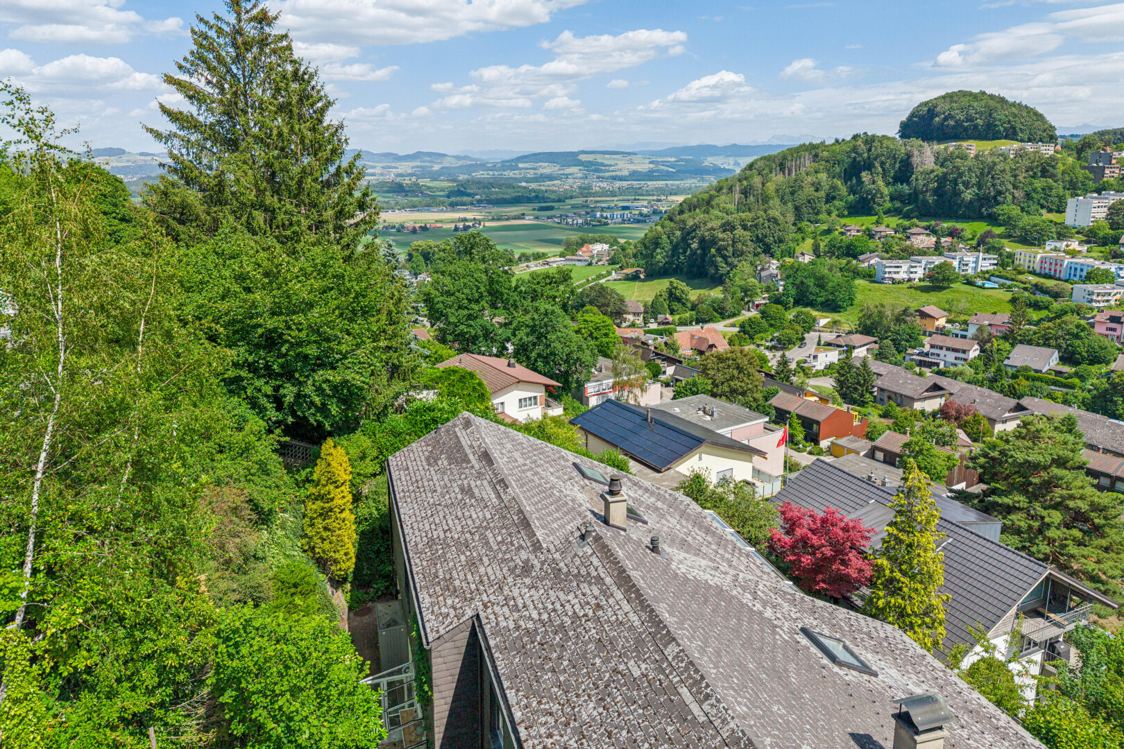 view of mountain background