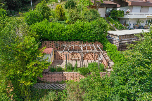 garden featuring a patio area