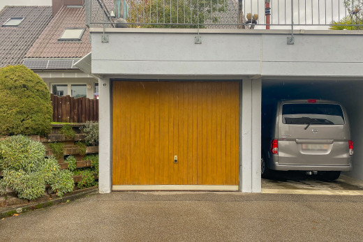 äußeresraum mit zaun