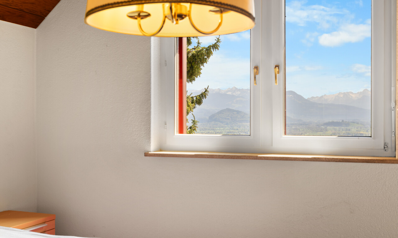 chambre avec day time, lumière naturelle, natural light, cloison sèche, et drywall