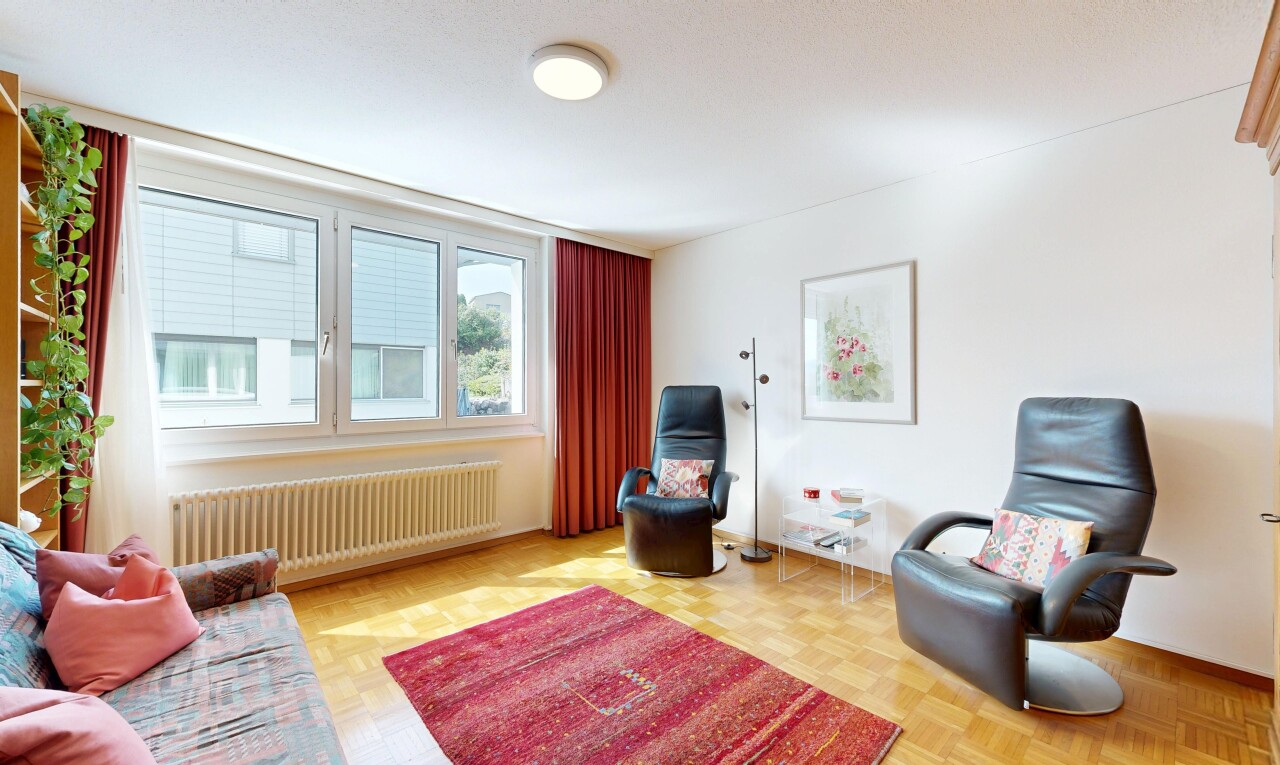 wohnzimmer mit gipskartonwand, drywall, kühler, parquet floor, und holzfußboden