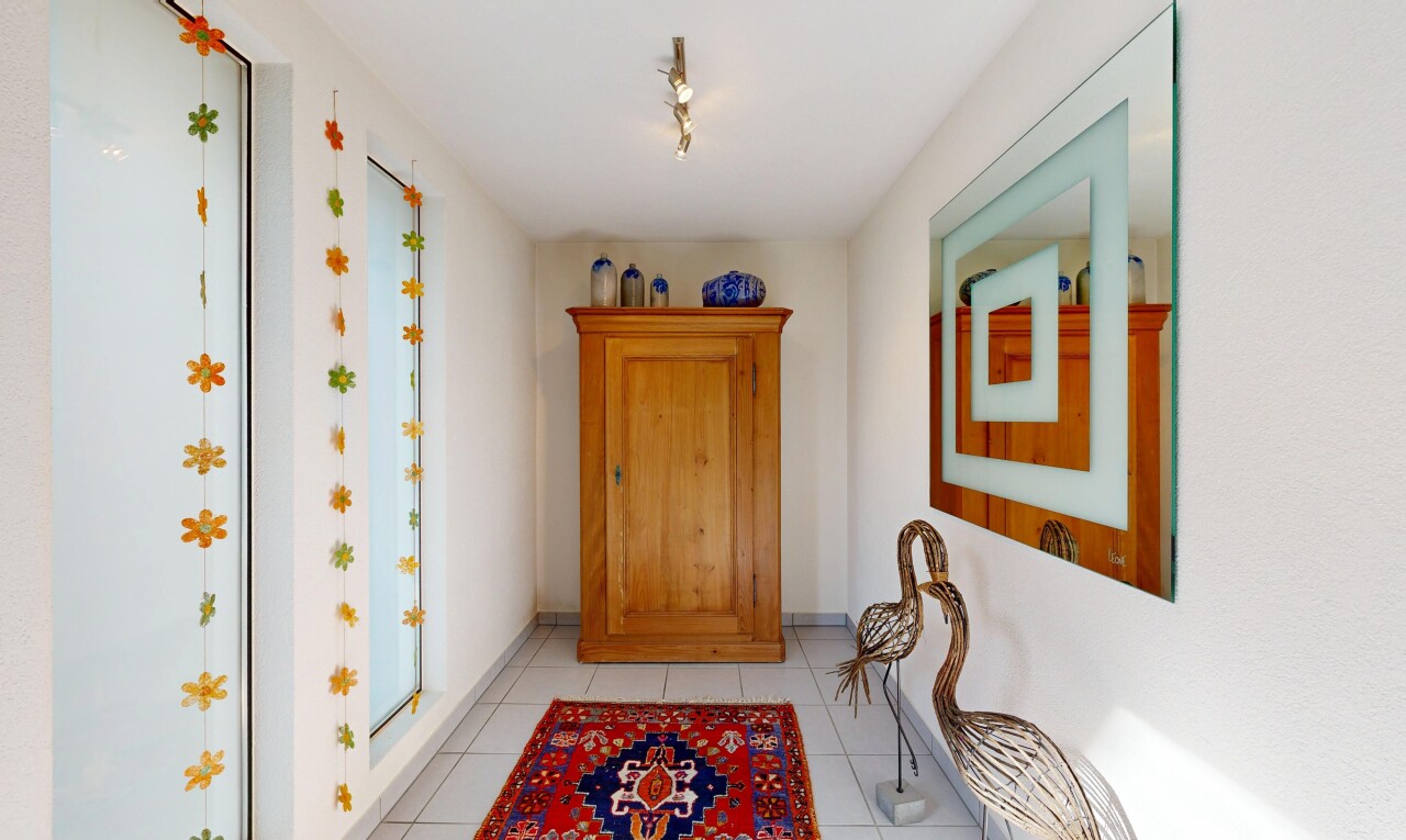 halle / korridor mit light floor, inside property, fliesenboden, tile floor, und gipskartonwand