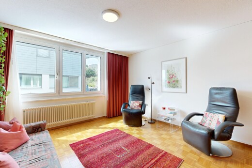 wohnzimmer mit gipskartonwand, drywall, kühler, parquet floor, und holzfußboden