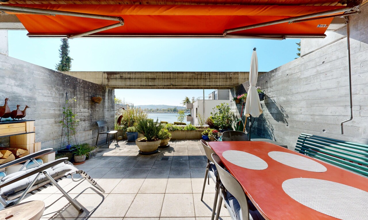 terrace featuring an outdoor bar