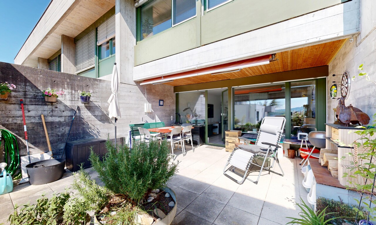patio / terrace featuring outdoor dining area and a patio area