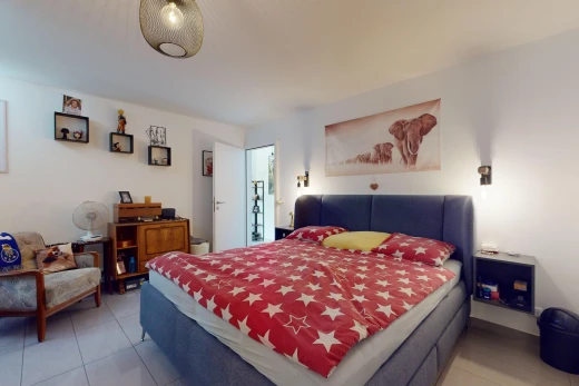 view of tiled room / bedroom