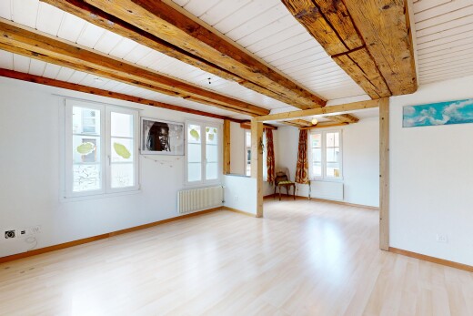 pièce vide avec sol en finition bois, wood finish floor, inside property, cloison sèche, et drywall