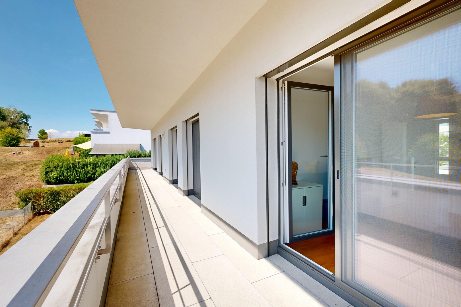 balcon avec balcon, day time, et from property
