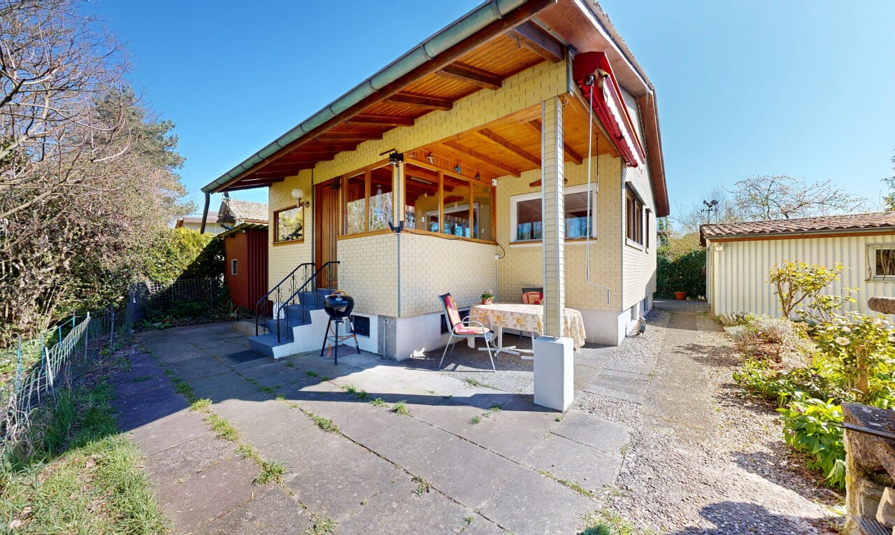 terrasse avec day time, from property, structure extérieure, et terrasse