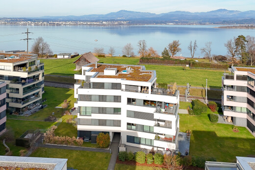 außenansicht mit lake view, blick auf die berge, mountain view, seesicht, und water view
