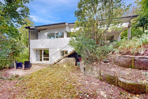 außenansicht mit terrasse