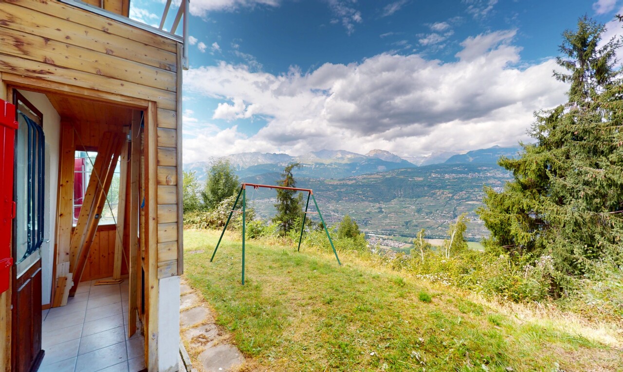 view of mountain backdrop