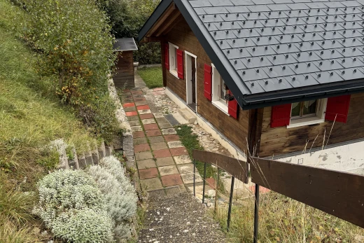 façade avec bardage horizontal, bardage en bois, et property visible