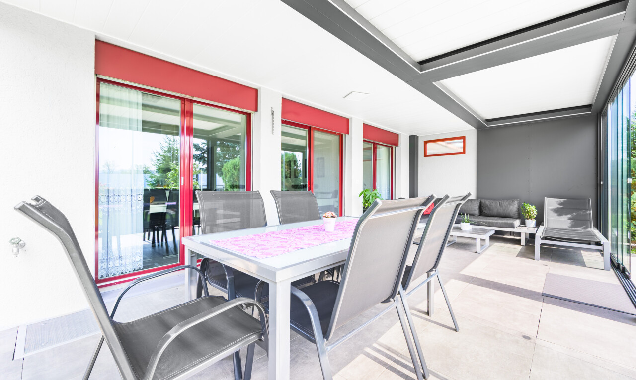 patio / terrace featuring a patio area and outdoor dining area