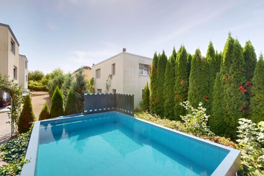 schwimmbad mit day time, from property, schwimmbad, und terrasse