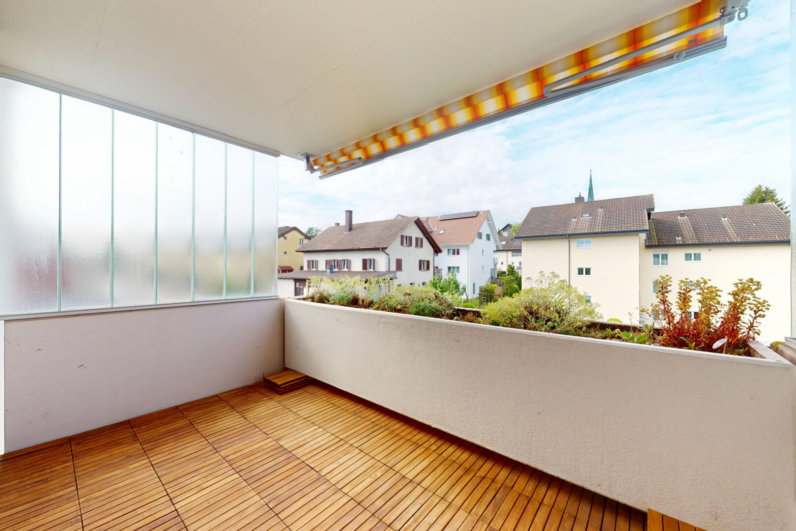 balcon avec balcon, from property, residential view, vue résidentielle, et day time