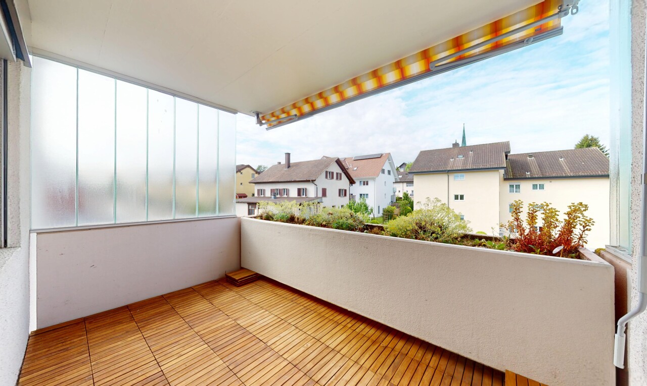 balcon avec balcon, from property, residential view, vue résidentielle, et day time