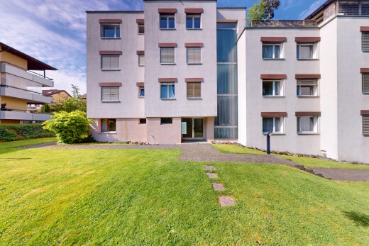 view of apartment building / complex