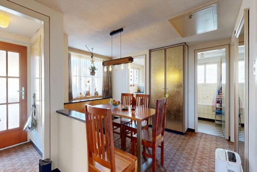 esszimmer mit inside property, vinyl floor, vinylboden, drywall, und gipskartonwand