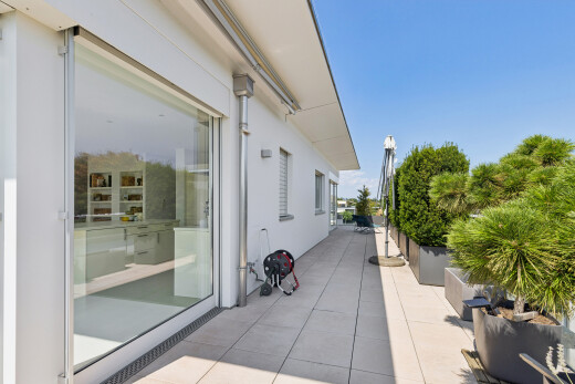 terrasse mit day time und from property