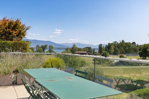 terrasse mit mountain view, blick auf die berge, day time, view focus, und from property