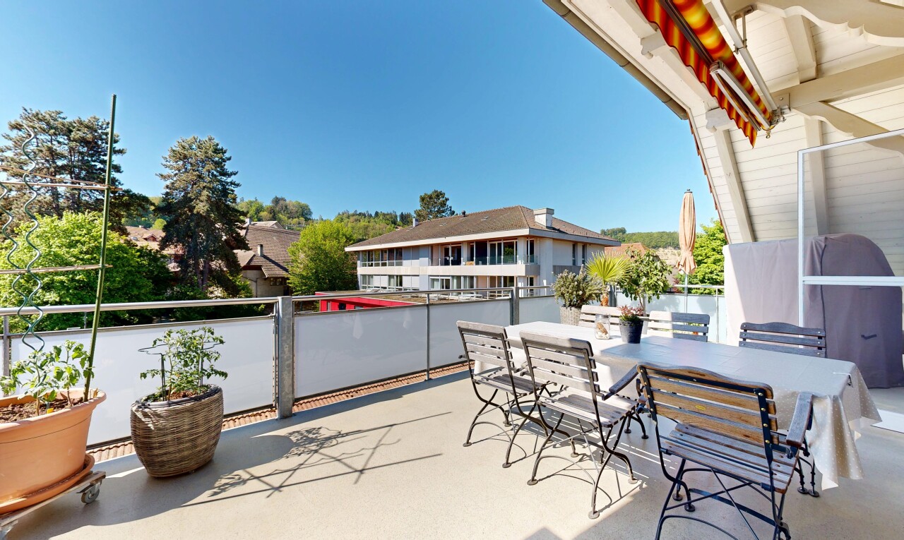 terrasse avec from property, day time, terrasse, et coin repas extérieur