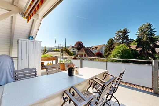 terrasse avec coin repas extérieur, terrasse, day time, et from property