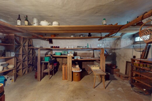 vorratskammer mit keller