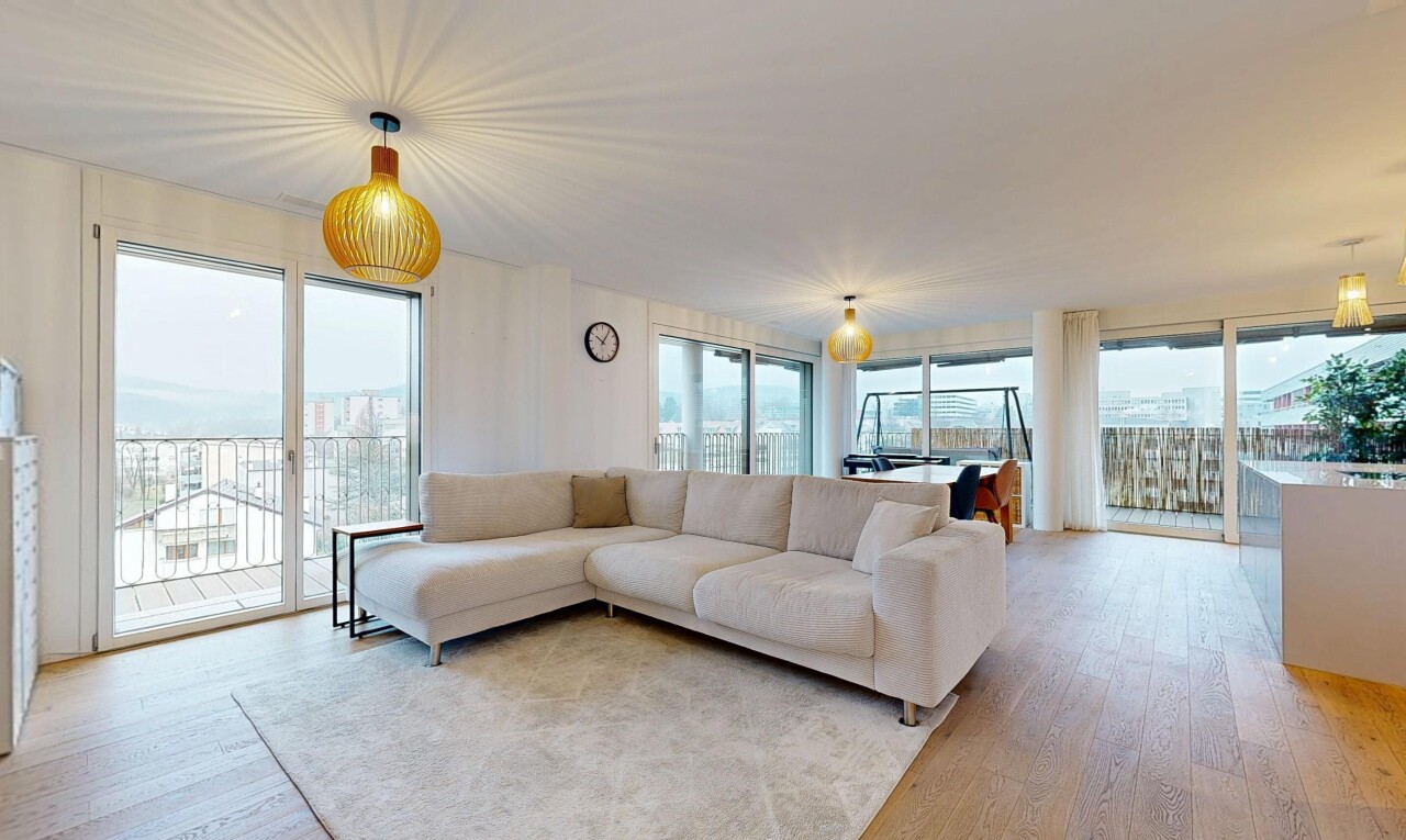 living area with light wood-type flooring