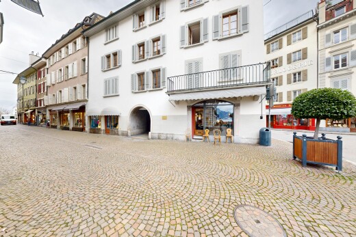 extérieur du bâtiment avec overcast, from community, vue sur le complexe d'appartements, et apartment complex view