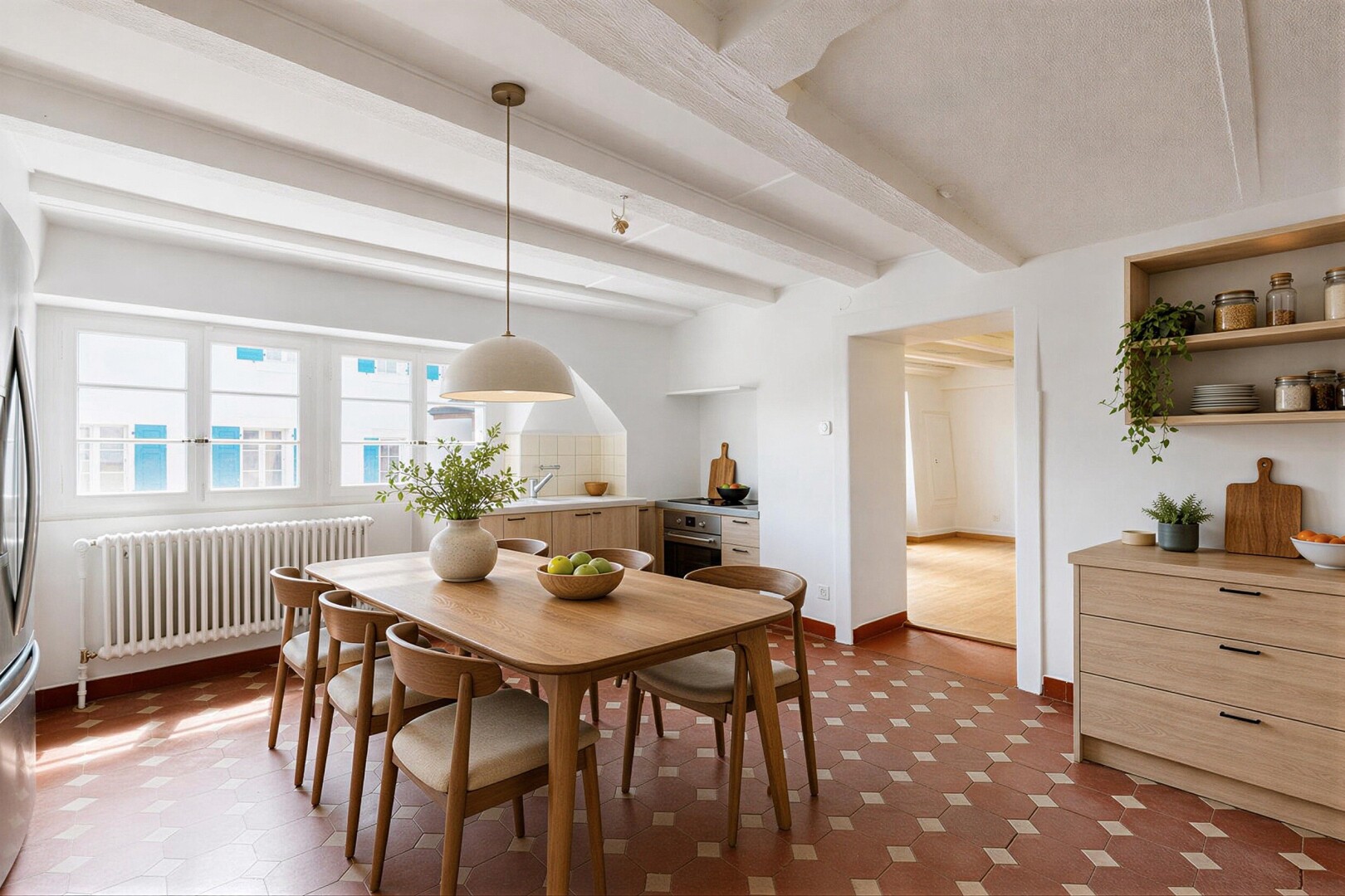 esszimmer mit inside property, kühler, drywall, gipskartonwand, und natural light