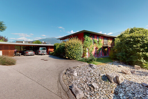 façade avec day time et property visible