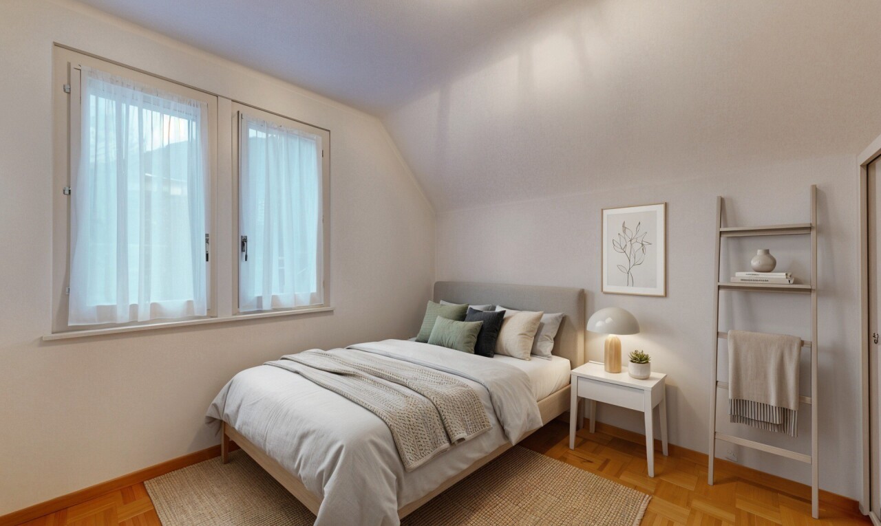 chambre avec parquet floor, plafond voûté, vaulted ceiling, inside property, et sol en finition bois