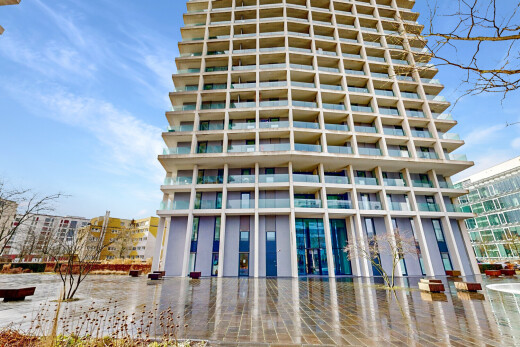 außenansicht mit day time, blick auf wohnanlage, apartment complex view, und from community