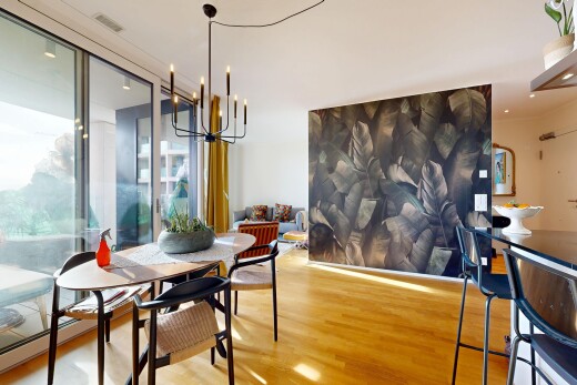 esszimmer mit holzfußboden, wood finish floor, gipskartonwand, drywall, und inside property