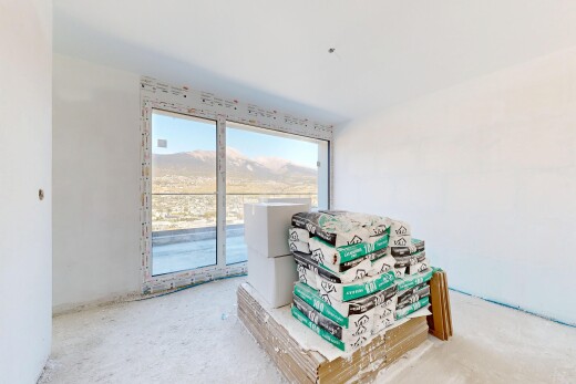 chambre avec accès à l'extérieur, inside property, day time, drywall, et cloison sèche