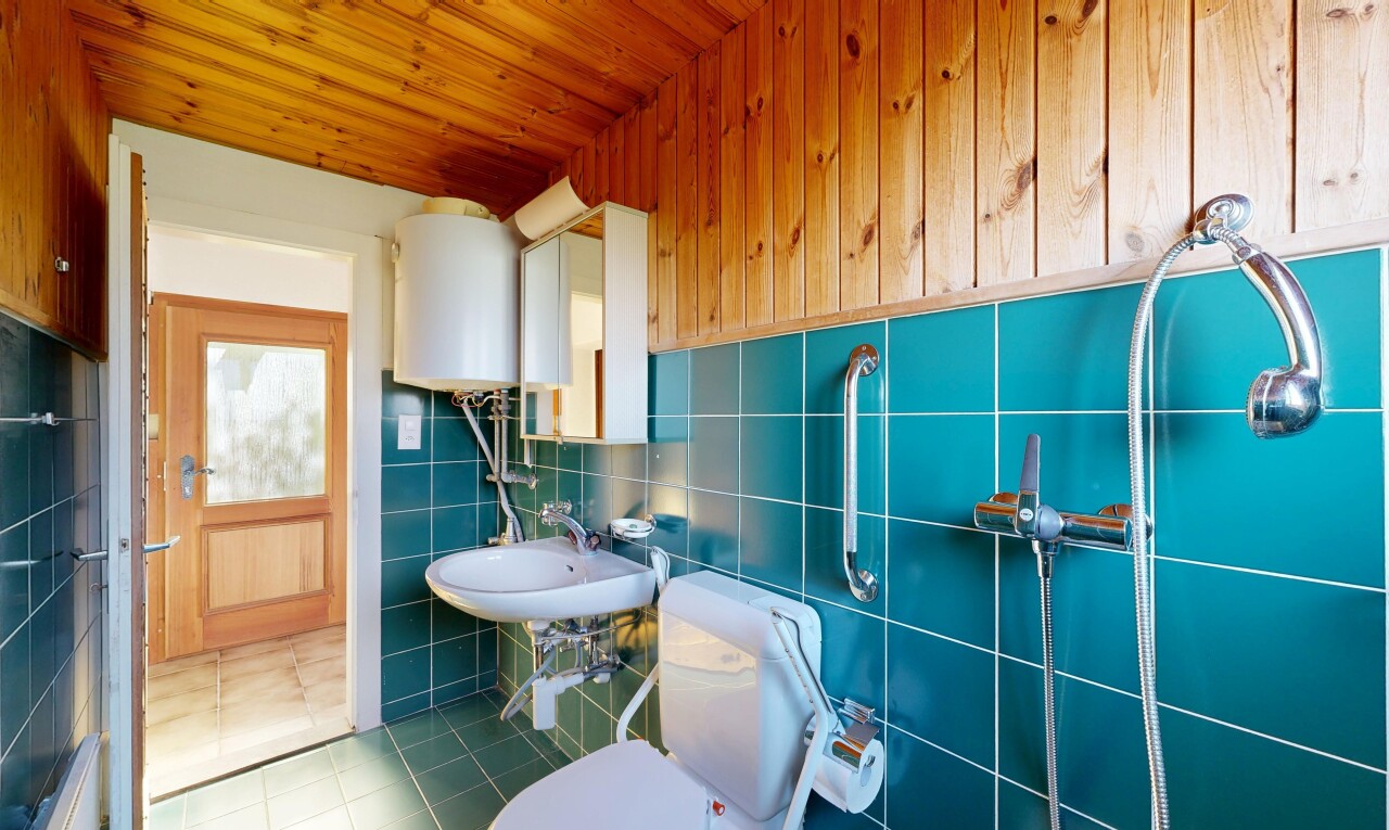 bathroom featuring water heater, tile walls, tile patterned flooring, and wood ceiling