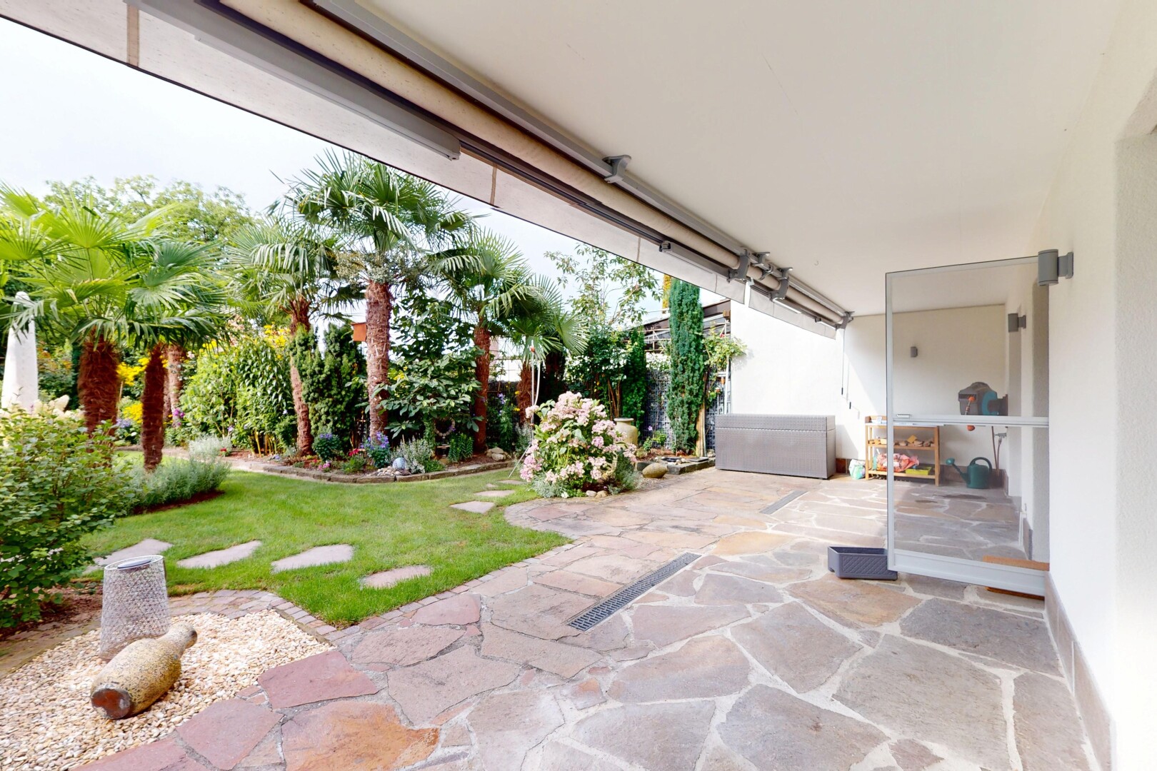 terrasse avec pelouse, from property, et terrasse