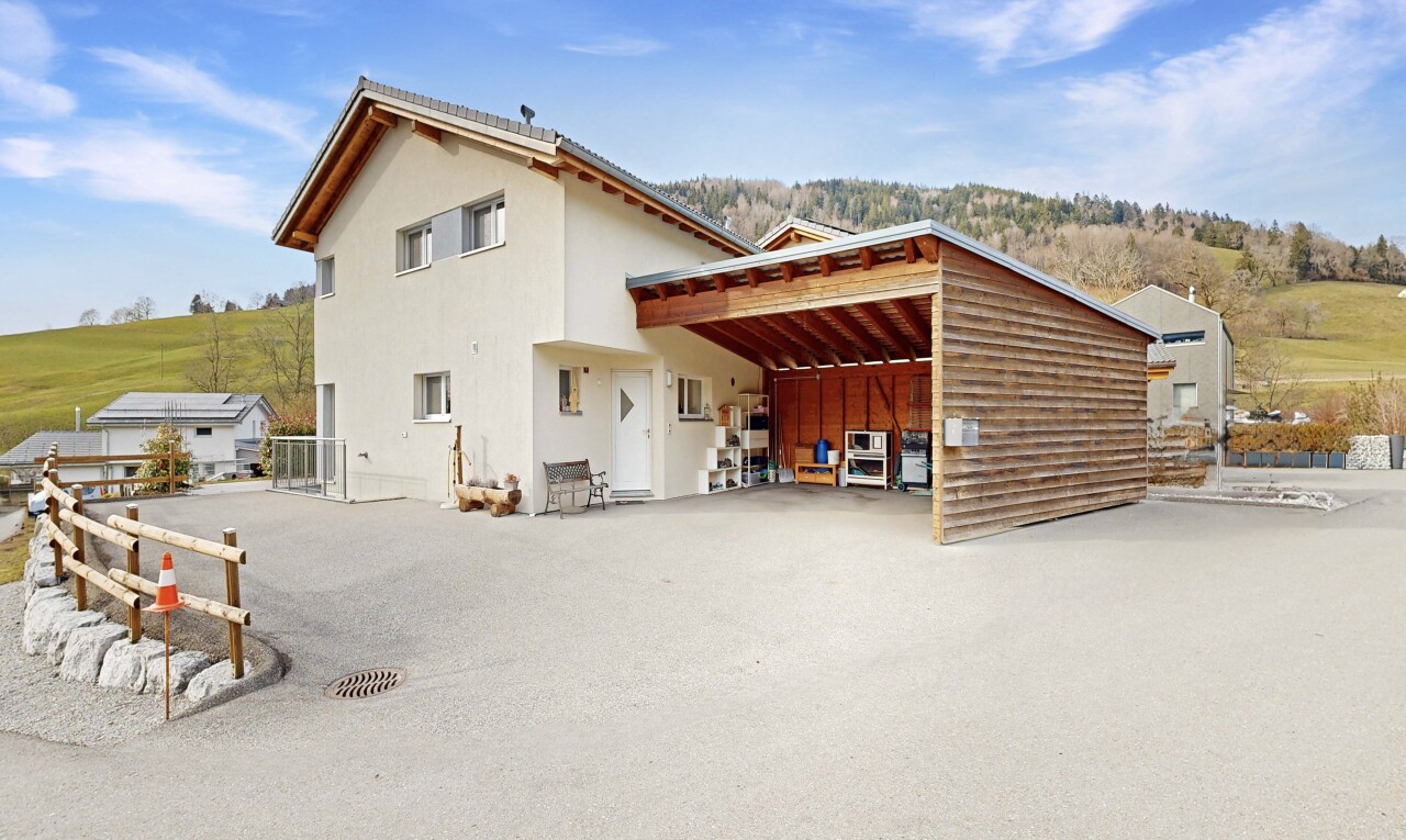 view of home with a patio area and stucco siding