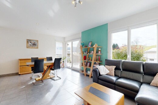 living area with baseboards