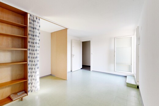 leerer raum mit vinylboden, vinyl floor, gipskartonwand, drywall, und inside property